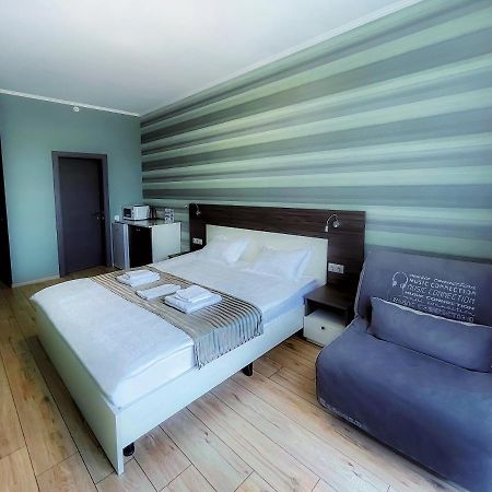 Sealine Apart-Hotel Odessa Buitenkant foto